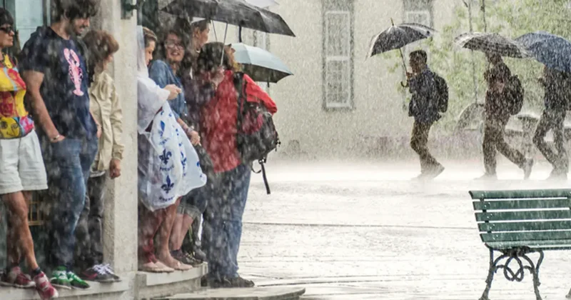 Hafta sonu uyarısı: İstanbul da 3 gün sürecek! Kum fırtınasının ardından bu kez sağanak