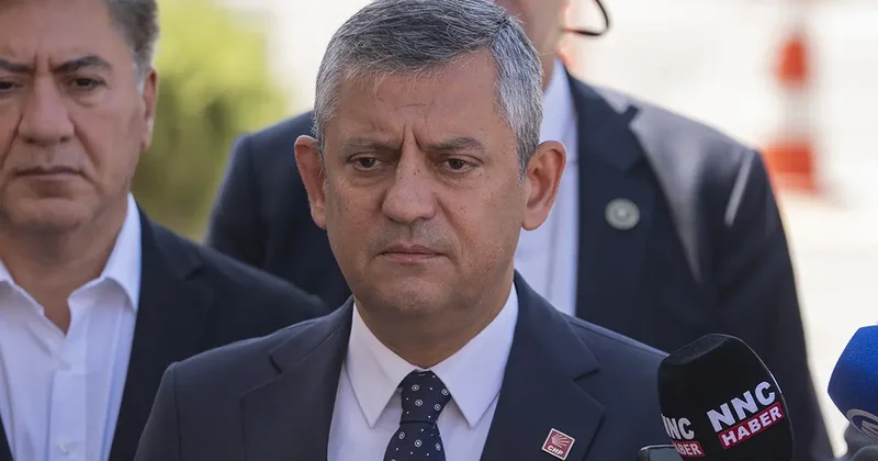 Gözler gece yarısına çevrilmişti! Özgür Özel in yapacağı toplantıyla ilgili yeni gelişme