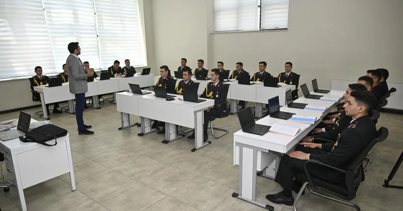 Jandarma ve Sahil Güvenlik Akademisi başvuruları sürüyor