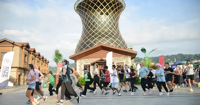 Rize de Kaçkar by UTMB öncesi 5 kilometrelik topluluk koşusu