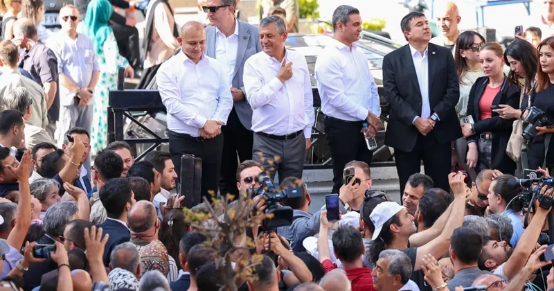 Sayı değişti! Bugün CHP den istifa edecekler... İşte yeni partinin renkleri