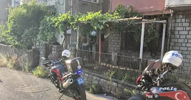 Komşuların balkon yıkama kavgası: 3 yaralı