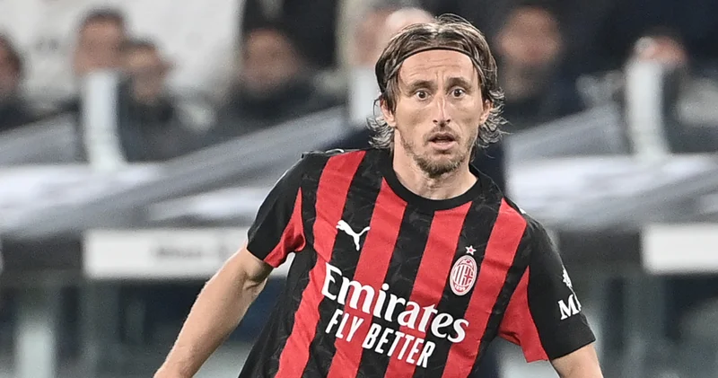 Milan da Hırvat futbolcu Luka Modric in sözleşmesi 1 yıl uzatıldı