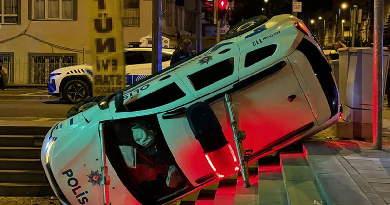 Kayseri de polis aracı, otomobille çarpıştı: 3 yaralı Son dakika haberleri