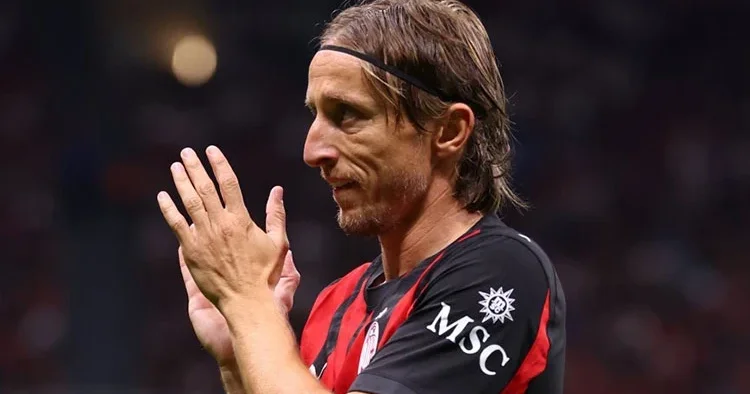 Luka Modric ten 1 yıllık imza!