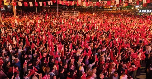 Antalya da 30 Ağustos ta Derya Uluğ konser verecek Büyükşehir Belediyesi Büyük Zafer i coşkuyla kutlayacak Antalya Haberleri Habertürk Yerel Haberler