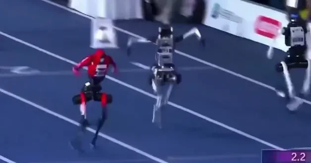 İnsanlık rekoru bitti: Çinli robot Usain Bolt u geçti!