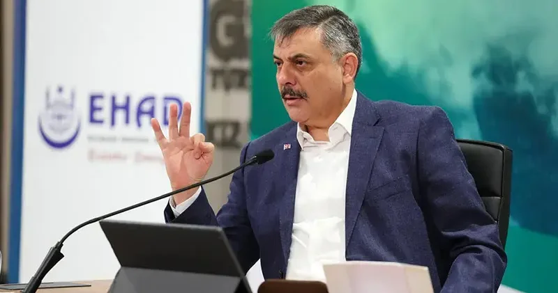 İçişleri Bakanı Çiftçi, genç hafızlarla bir araya geldi
