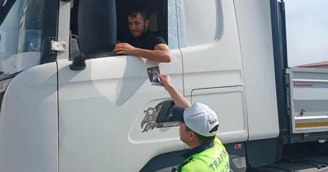 Refahiye de 3 bin 38 sürücü ve yolcuya trafik bilgilendirmesi Erzincan Haberleri Habertürk Yerel Haberler