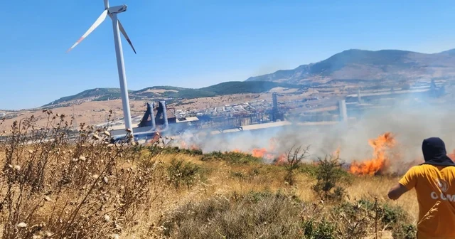 İzmir Aliağa da fabrikalar bölgesindeki yangın kontrol altına alındı İzmir Haberleri Habertürk Yerel Haberler