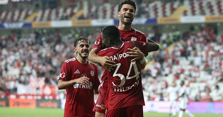 Antalyaspor, evinde Pendikspor a mağlup!