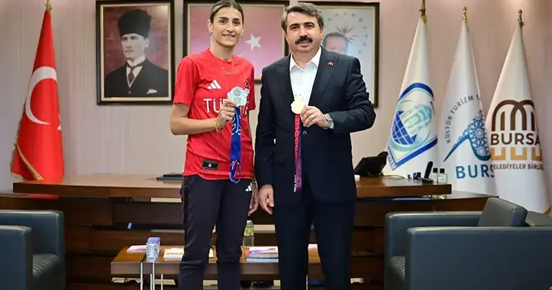 Bursalı sporcu Hatice Kübra, Akdeniz Oyunları’nda altın madalya kazandı