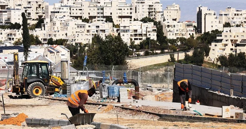 Gazze’ye bakarken Batı Şeria’da ilhaka onay