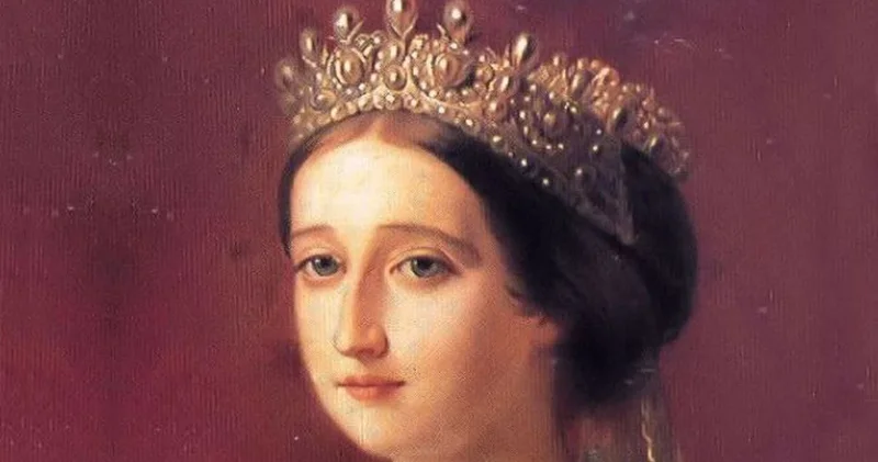 Louvre Müzesi ndeki soygunda tacı ve broşu çalınan İmparatoriçe Montijo yıllar sonra gündem oldu