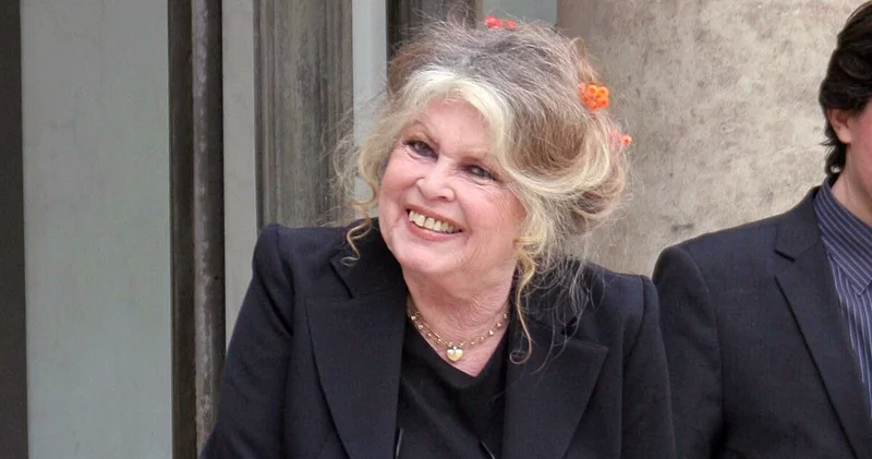 Brigitte Bardot iddialara yanıt verdi: Ölmedim, yaşıyorum! magazin haberleri