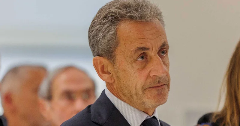 Cezaevine giren Sarkozy e uyku haram oldu: Mahkumlardan ölüm tehditleri alıyor