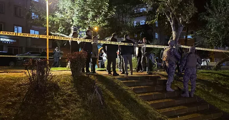 Eski eşiyle kayınvalidesini öldüren şüpheli, 9 yaşındaki oğlunun yanında intihar etmiş