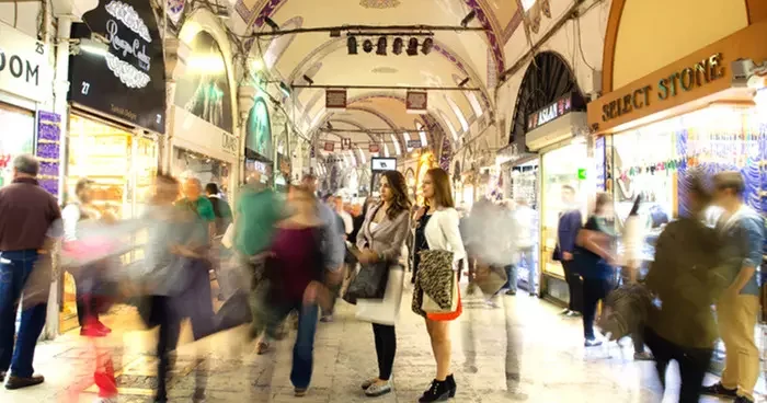 İstanbul da yeni dönem: 50 cm den fazla yaklaşamayacaklar, kamera artık zorunlu, kaldırım işgaline 50 lira ceza