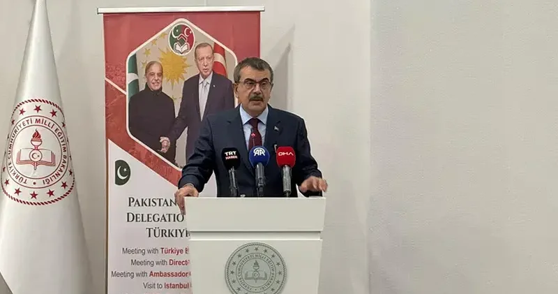 Bakan Tekin: Bizim asıl işimiz, dünyayı yaşanabilir bir mekan olarak tasarlamak