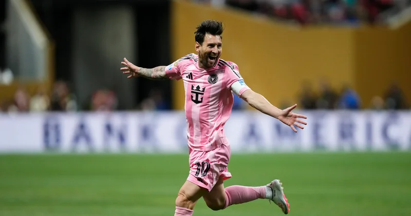 Lionel Messi den devam kararı: Sözleşme yeniledi! Futbol Haberleri