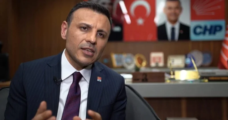 Özgür Çelik ten Bayrampaşa da başkan vekilliği seçiminin yenilenmesine tepki: Yargıyı nasıl araçsallaştırdığını halkımız görüyor