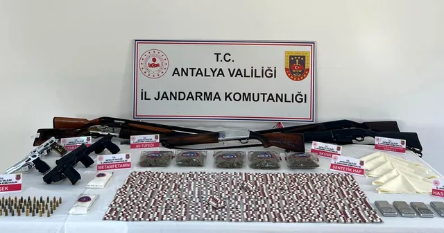 Narkotik operasyonunda 7 şüpheli tutuklandı; uyuşturucular soda şişesinden çıktı Antalya Haberleri