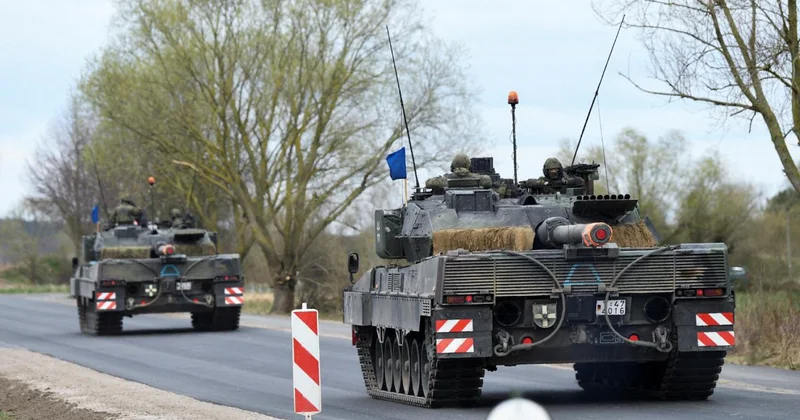 WSJ: ABD, Ukrayna nın Batı ya ait uzun menzilli füzeleri kullanma yasağını kaldırdı