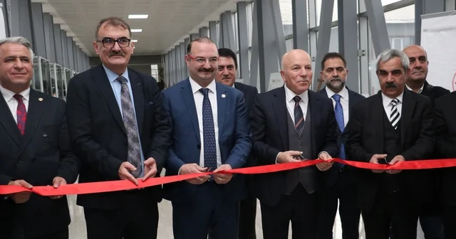 Erzurum da Radyo Televizyon Yayıncılığı ve Telif Hukuku Paneli düzenlendi Erzurum Haberleri