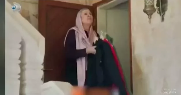 Uzak Şehir dizisinde tepki çeken sahne! Bilinçli mi? Tesadüf mü?