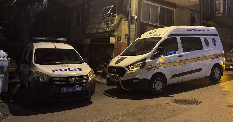 İzmir de birlikte yaşadığı kadını silahla vurdu