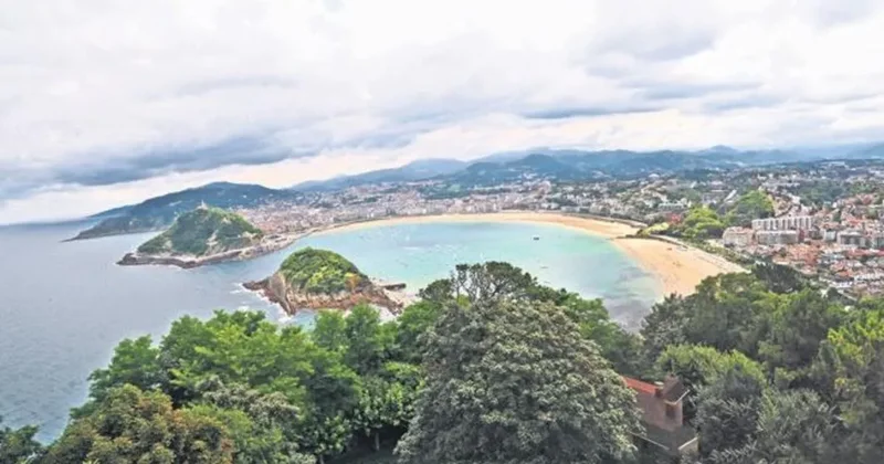 Tatil beldesinde sigara yasağı