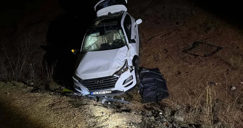 Ehliyetsiz sürücünün kullandığı araç takla attı: 1 kişi hayatını kaybetti 4 yaralı
