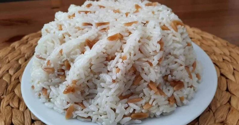 Pilav yaparken 1 yemek kaşığı ekleyin: Tadına bakan tarifi için sıraya girecek Sözcü Gazetesi