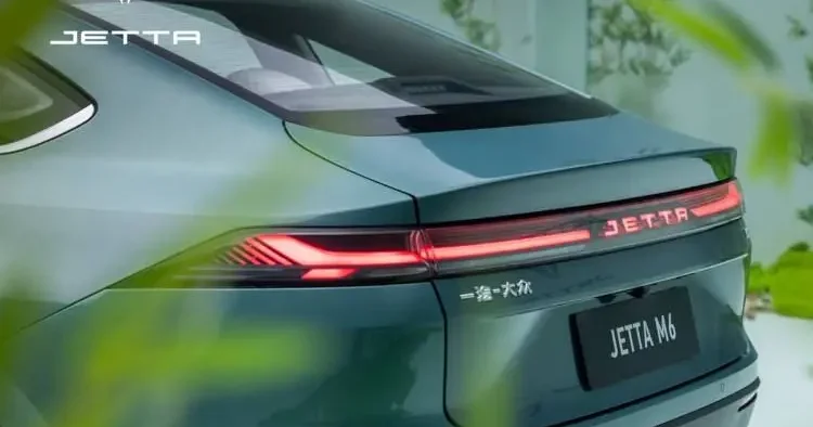 Efsane model Jetta geri döndü! Satışlar başladı! İşte yeni tasarımı...