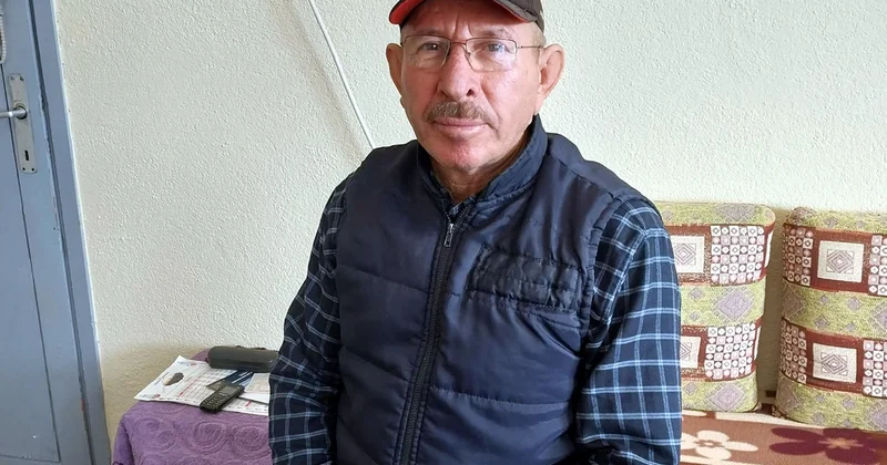 Antalya dan umreye giden 68 yaşındaki Ali Gökmen, oğlunun kabrinde fenalaşıp öldü