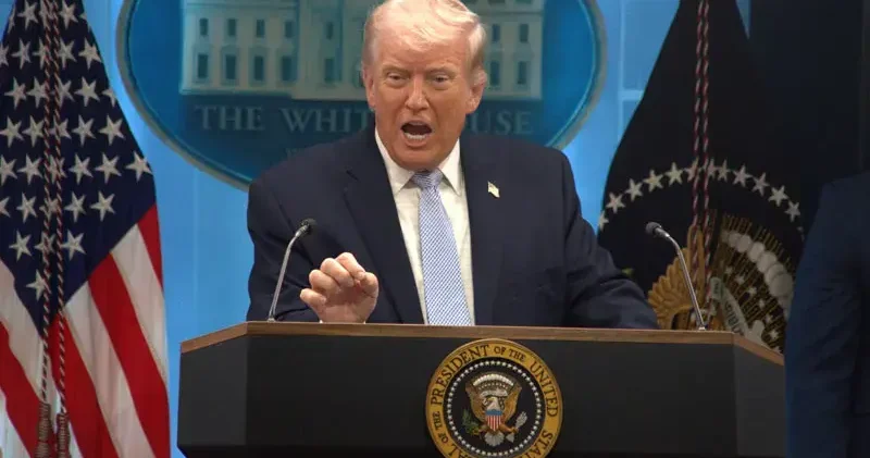 Trump: İran ı fena halde alt ettik, belki biraz daha ileri gidebiliriz