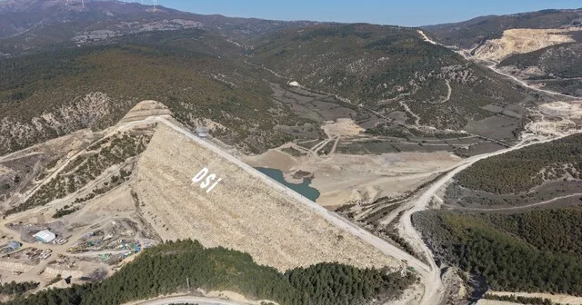 Aydınca Barajı nda su tutuldu: 33 bin dekardan fazla arazi sulanacak Amasya Haber Habertürk Yerel Haberler