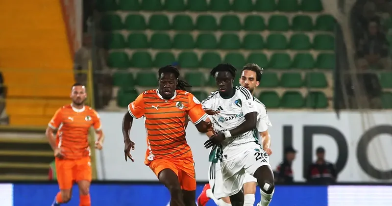 Kocaelispor, Alanyaspor’u deplasmanda 2 golle geçti!