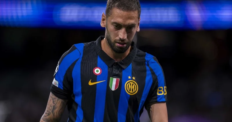 Hakan Çalhanoğlu’ndan büyük sürpriz! Herkesi şaşırtan karar Sözcü Gazetesi