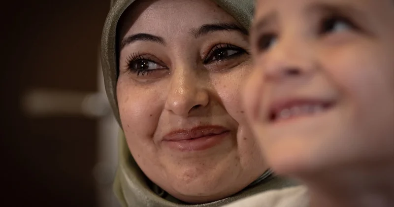 Füze saldırısında bacaklarını yitiren Gazzeli Momin, Ankara da okula başladı