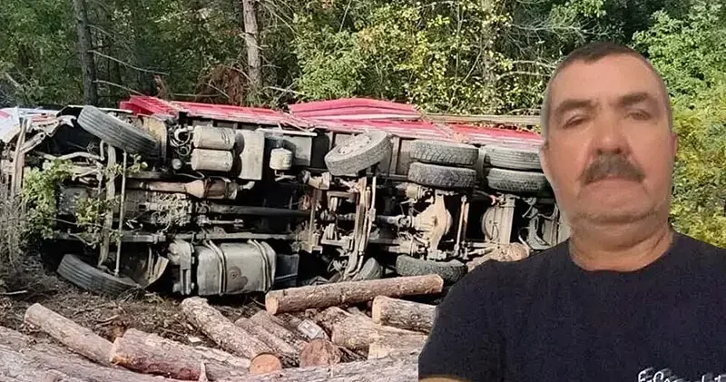 Çanakkale de yol çöktü kamyon devrildi: 1 ölü, 1 yaralı