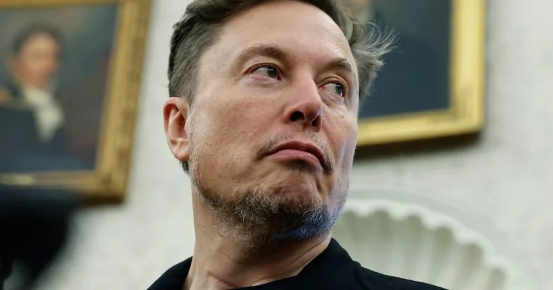 Uzay patronu Elon Musk şimdi de medya patronu oldu: Dev kuruluşa ortak oldu Sözcü Gazetesi