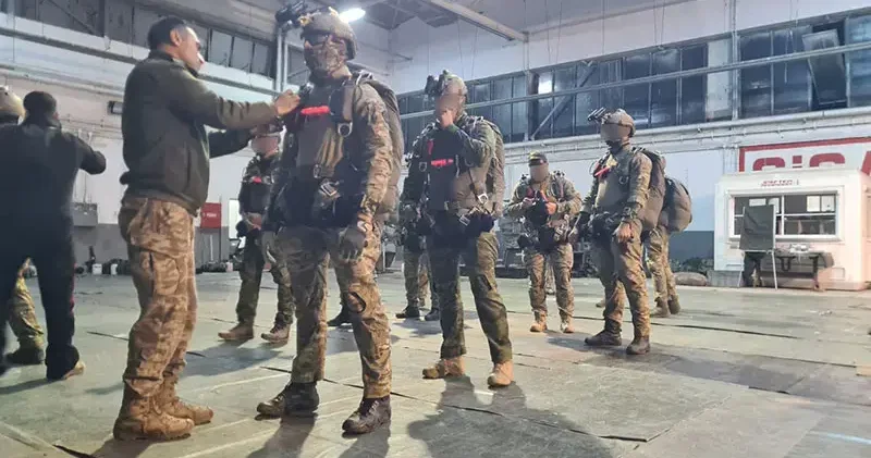 Mehmetçikten, Slovakya askerine eğitim