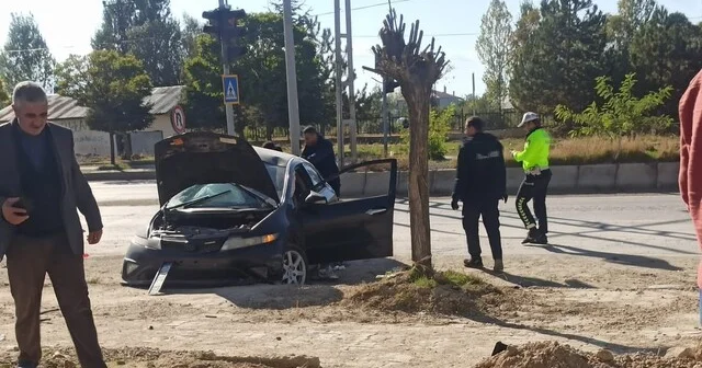 Van da 1 kişinin öldüğü, 4 kişinin yaralandığı kazanın güvenlik kamerası görüntüleri ortaya çıktı Van Son Dakika Haberleri Habertürk Yerel Haberler