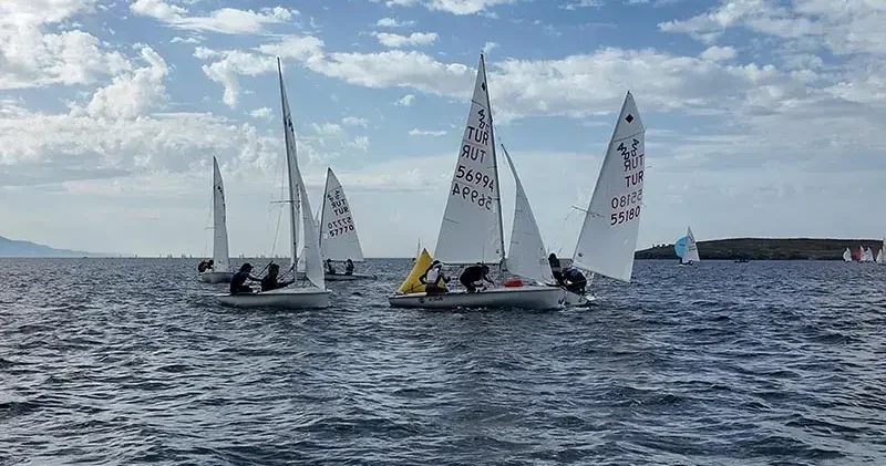 TYF Yelken Ligi yarışları Foça da başladı