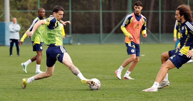 Fenerbahçe derbi hazırlıklarına devam etti, yıldız isim takıma katıldı Sözcü Gazetesi