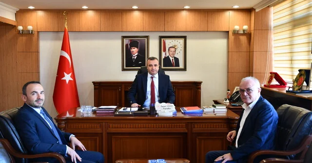 Vezirköprü de 38 yıl görev yapan emekli doktora teşekkür plaketi Samsun Haberleri Habertürk Yerel Haberler