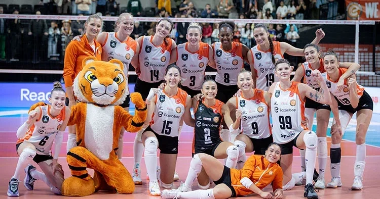 Eczacıbaşı Dynavit evinde galip!