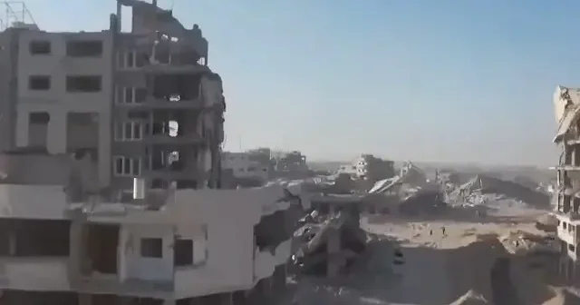 İsrail in Gazze de yaptığı yıkım dron kamerasına saniye saniye kaydedildi VİDEO İZLE