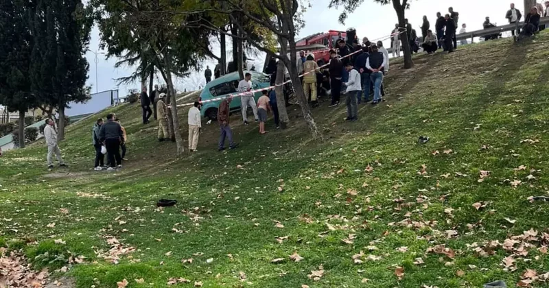 Esenler’de otomobil şarampole yuvarlandı: Sürücü ağır yaralandı